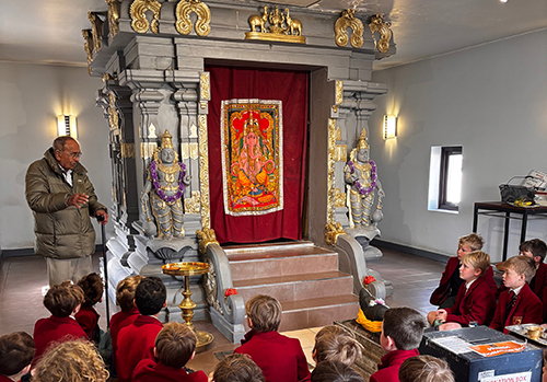 Year 4 Hindu Temple Visit