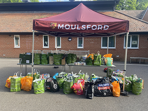 Collection for Wallingford Foodbank